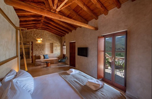 Karvelas Hotel | Brazzo di Maina