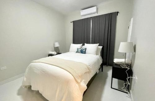 Parque Apartment | Breathtaking 3-Br Beachside Apt