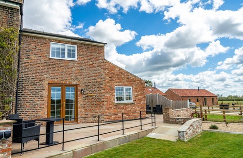York Cottage | Brecks Farm - Well Cottage - sleeps 2 guests in 1 bedroom