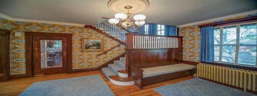 Breese Bed & Breakfast | Breese Inn