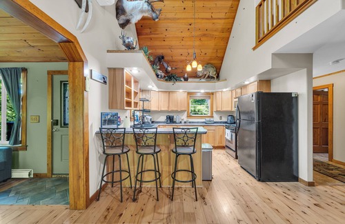 Holden House | Brewer Lake Wilderness Cabin - Connect to Nature and Enjoy Classic Maine Charm!