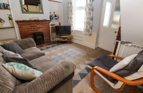Landewednack House | Brick Cottage