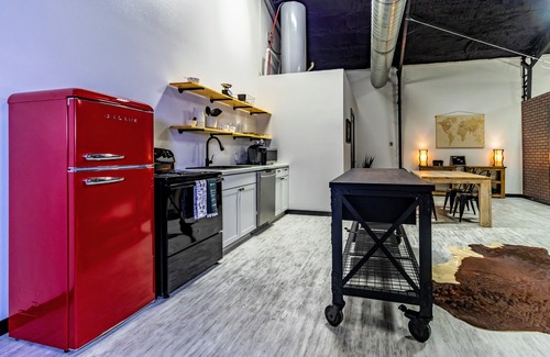Tontitown House | Bricktown Barbell Loft