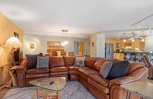 Copper Mountain Village Condo | Bridge End 3 Bedroom Condo #302 by RedAwning