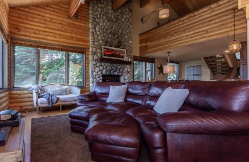 Mammoth Lakes Apartment | Bridges Townhome #11 Townhouse