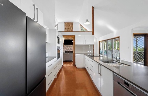 Reedy Creek House | Bridgman Canopy Bushland Retreat near Robina Town