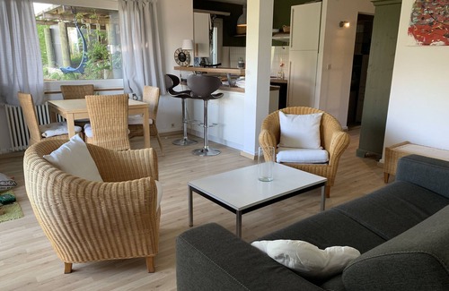 Leysin House | Bright 2.5 room apartment with terrace and garden