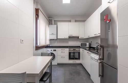 Getxo Apartment | Bright and brand new in Las Arenas