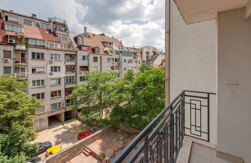 Samokov Apartment | Bright and Newly Refurbished Apartment Near Center