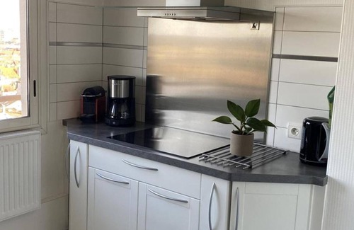 Moulins Apartment | Bright apartment in Moulins with terrace near the center