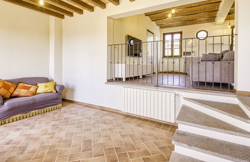 Ficulle Apartment | Bright Apt With Terrace and Shared Pool, Ficulle, Italy