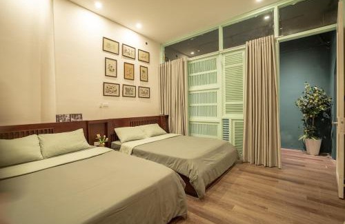 Hoan Kiem Apartment | Bright Balcony 3BR 2BTHR Friendly big apartment