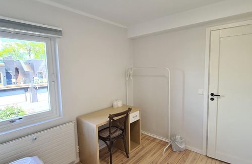 Lillestrom House | Bright Double Room in DT Serene Villa near Oslo | Lillestrøm K1