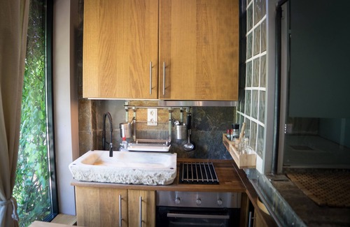 Torrelles de Llobregat Apartment | Bright duplex apartment, surrounded by pine forest, pets welcome