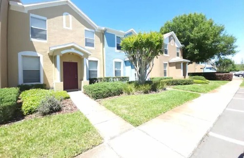 County Line Coalition House | Bright Gated TH- Wiregrass Shops