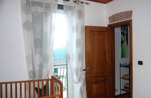 Uscio Apartment | Bright house, surrounded by greenery not far from Portofino and Camogli