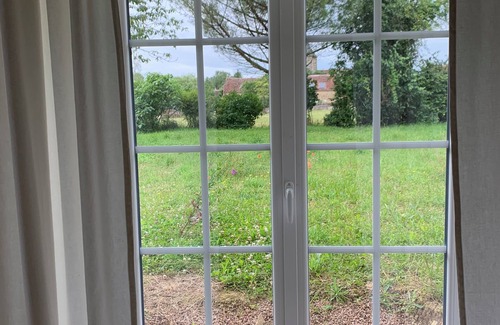 Chevannes-Changy House | Bright house with garden, fully renovated, in the heart of a Nièvre village