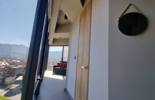 Calle 100 Condo | Bright luxurious flat with stunning view workspace