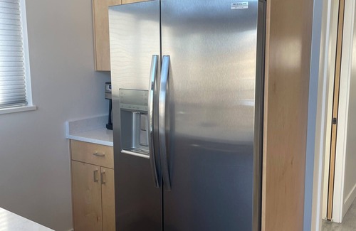 River Road House | Bright & Modern 2-Bedroom Duplex, Central Missoula