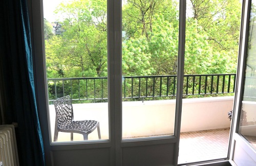 Les 3 Cites Apartment | Bright, quiet apartment near Poitiers city center