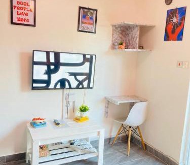Mtwapa Apartment | Bright Rooftop Pool Studio in Mtwapa,Fast Wi-Fi,Free Parking & Beach Nearby