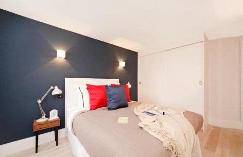 Pimlico Apartment | Bright Spacious 1 Bed in SW1P near Big Ben - 4ppl