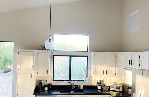 Las Sendas House | Bright Spacious House w/Pool in Quiet Neighborhood near PHX & Scottsdale