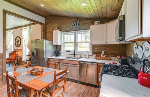 Whites Creek House | Bright Whites Creek Home: 12 Mi to Dtwn Nashville!