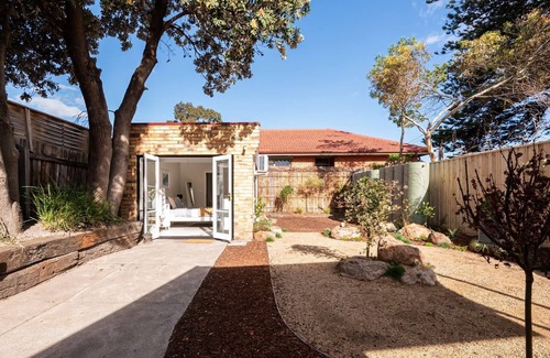 St. Kilda East House | Brightside Belle by Property Mums
