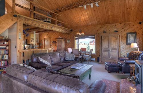 Creede Apartment | Bristol Head Acres Rustic Cabin