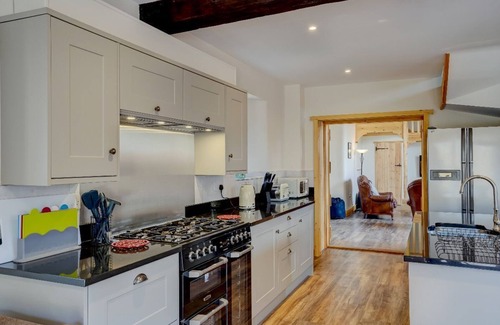 Irstead Apartment | Bristow's Barn | East Ruston Cottages. East Ruston, Norfolk