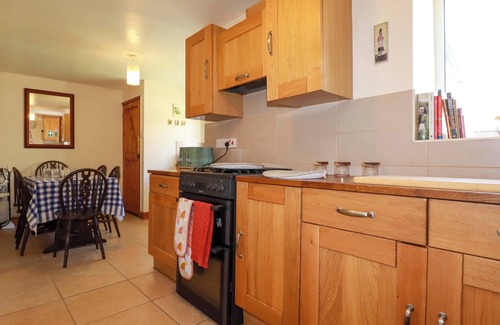 Boscundle Cottage | BROCKSTONE COTTAGE, pet friendly, with a garden in St Austell