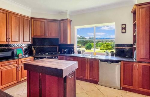 Broke House | Broke in the Vines - 6 bedroom farmhouse on working vineyard