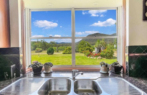 Broke House | Broke in the Vines - 6 bedroom farmhouse on working vineyard