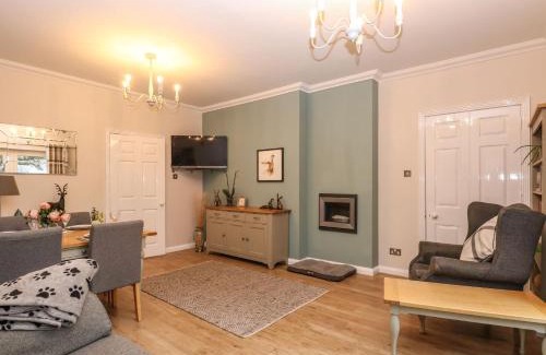 Brundall House | Brundall House