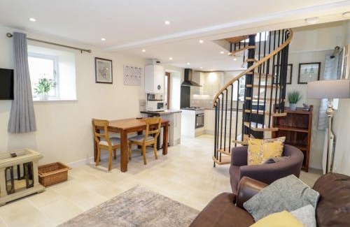 Pentre-Foelas House | Bryn Dedwydd Cottage