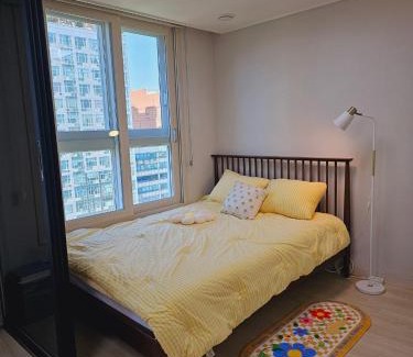 Bucheon Apartment | Bucheon Sinjung-dong Station High Floor View Lovely House