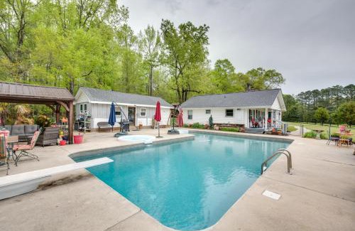 Buckhead House | Buckhead Cabin with Fireplaces and Private Pool!