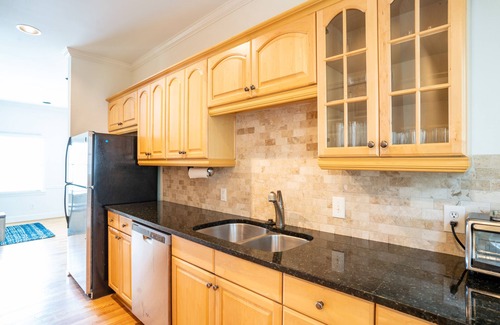 Buckhead House | Buckhead private 2-story townhouse with dedicated parking. Fantastic location!