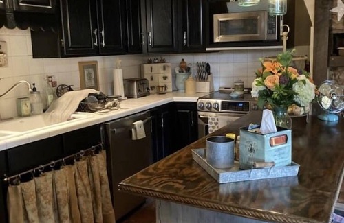 New Britain Township House | Bucks County Rustic Farmhouse Private Suite