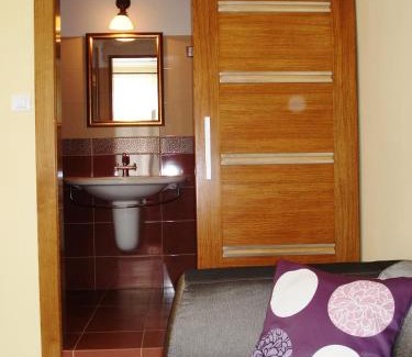 Gyor Bed & Breakfast | Buda Panzió