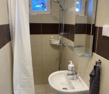 Vecses Apartment | Budapest Airport-Vecsés Trainstation Apartman K7