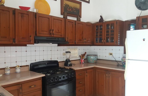 Sosua Villa | Budget 4BD guest-friendly villa with private pool, Wi-Fi, Cable TV