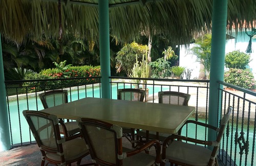Sosua Villa | Budget 4BD guest-friendly villa with private pool, Wi-Fi, Cable TV