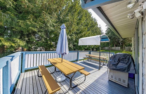 Cloverdale House | Budget Family Room @ $89 Only- Near Downtown