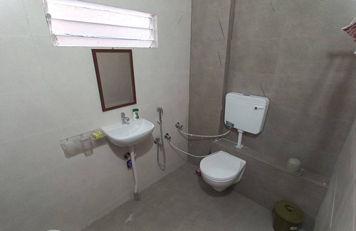Vanthli House | Budget friendly rooms for stay in Junagadh.