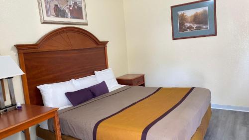 South Hill Hotel | Budget Inn Express