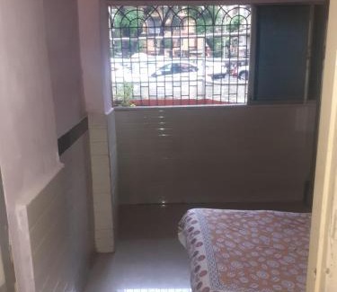 Belapur Apartment | Budget Stay with Wi-Fi CBD Belapur