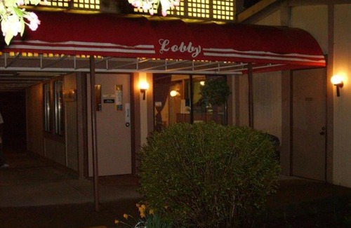 Columbus Hotel | Budgetel Inn & Suites