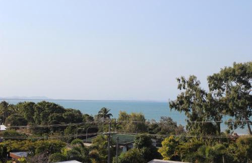 Lammermoor House | Buena Vista - Luxe 4 bedroom house, Views, Beach